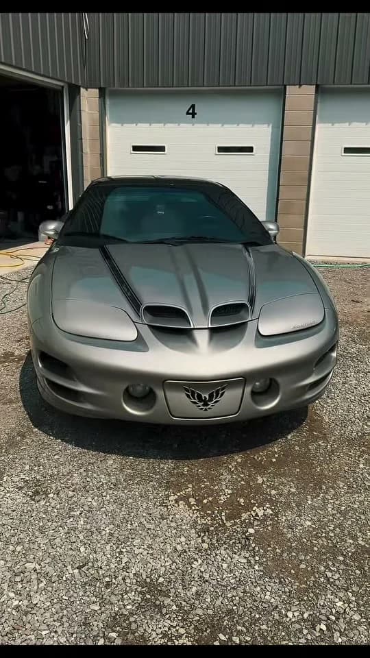 Front of a finished 2001 Trans Am WS6